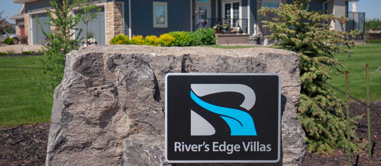 Rivers_Edge_Villas_Signage